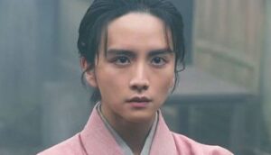 板垣李光人さん